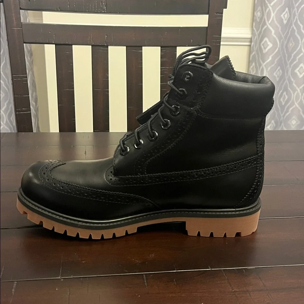 Timberland 6” Premium Brogue Boots new black Men’s Size 9